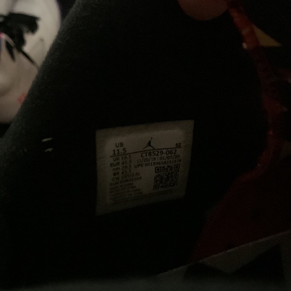 Jordan Retro 6 HARE - Picture 7 of 11